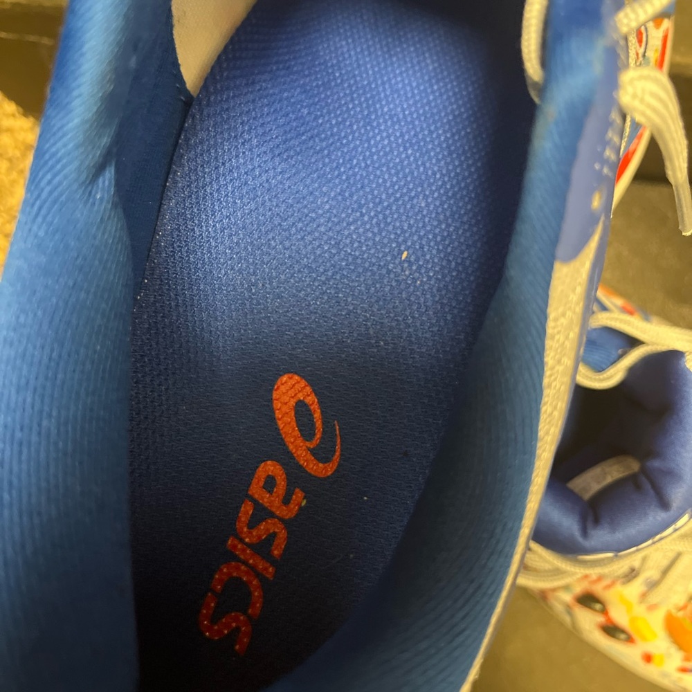 NWOT ASICS - Picture 4 of 4